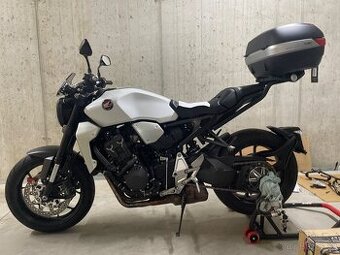 Servis motocyklů - kapaliny,brzdy a řetězové sady