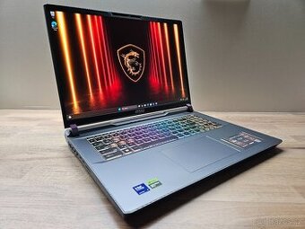 17"_MSI VECTOR 17 HX AI_U9-275HX_32GB_2TB_RTX 5080 16GB