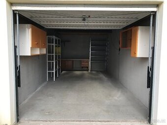 Prodej garáže na Řečičce u sídliště Vajgar - 1