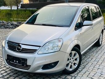 Opel Zafira 1.6i 85KW MANUÁL 7MÍST VÝHŘEV SERVISKA SENZORY