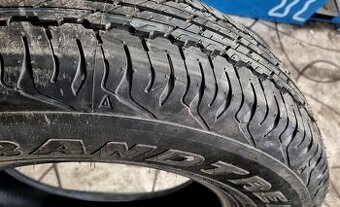 prodám 5 pneu Dunlop 195/80R15 z nového Suzuki Jimny
