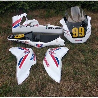 KTM Duke 690 2014'. Sportovní KiT