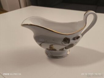 Porcelánový omáčník