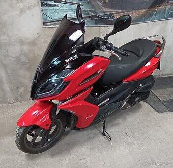 Skútr KYMCO 125