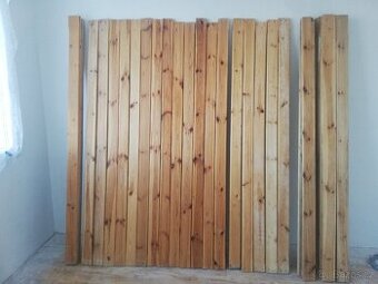 latě, modřín, nebo borovice