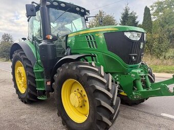 Zemědělský traktor John Deere 6215, rok výroby 2017, 7600 mo