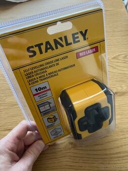 STANLEY KŘÍŽOVÝ LASER ČERVENÝ 10 m STHT77611