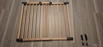 2 ks dětská zábrana na schodiště z masívu