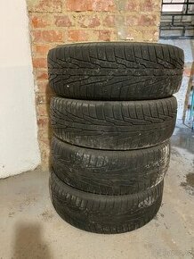 Zimní pneu 195/65 R 15 NOKIAN HAKKAPELIITTA R5 95R XL - 1