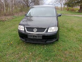 VW Touran - 1