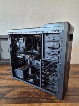 Výkonný PC Intel Core i9-10900F, Radeon RX 580 8GB, 32GB ram