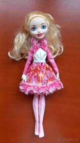 Ever After High - panenka Apple