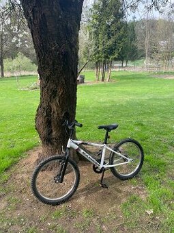 Rockrider ST 100. ( 20 )