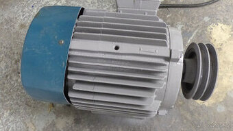 elektromotor 7.5kw 2900ot ,