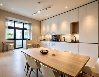 Prodej bytu 1+kk, 35 m2 s balkonem a sklepem – Praha 10, Str