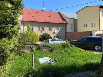 Svitavy, stavební pozemek, zahrada s garáží 163 m2