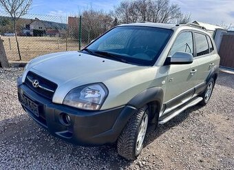 Hyundai Tuscon 2.0CRDI 4x4 NÁHRADNÍ DÍLY