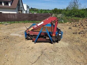 Kontejner s hydraulickou rukou