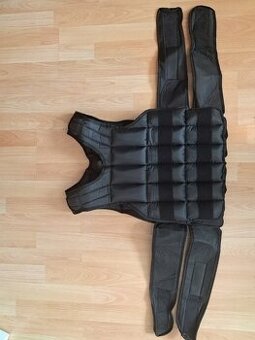 Zátěžová vesta 15 kg – GymBeam, ve výborném stavu