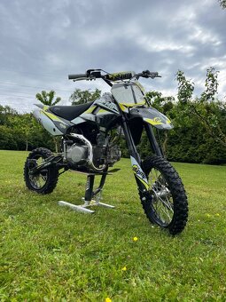 ZÁNOVNÍ PITBIKE STOMP Z3 140 TOP STAV - 1