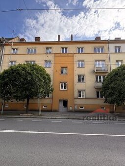  REZERVACE  Prodej slunného bytu 2+1, Krnovská, Opava