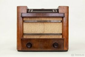 Staré rádio Philips 695 A