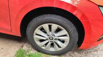 Kumho Ecsta 205/60 R16