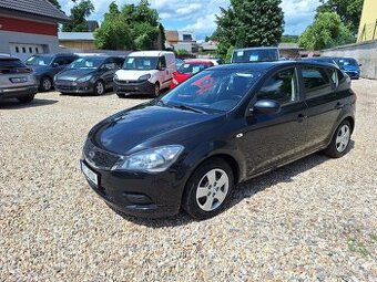 Kia Ceed 1.4i 16V 66KW Klima, S.Kniha + Zimní kola