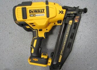 Nová hřebíkovačka DeWALT DCN660 se zárukou