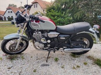 Triumph Thunderbird 900 - 1