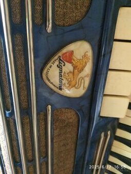 Prodám akordeon Lignatone Melodia - 1