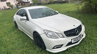 Mercedes w207 E-kupe na náhradní díly
