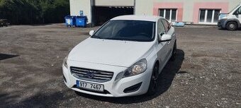 Volvo S60 D3, 120kw, 2010, automat