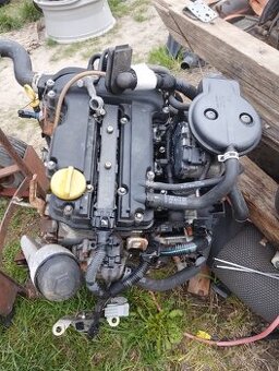 Kompletní motor 1.0l - Opel Corsa - 38 000 km