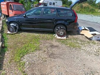 Prodám Volvo  V50, 2.0 TDI. ,100kw