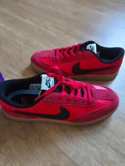 Různé druhy obuvi značky NIKE - úplně nové - 1