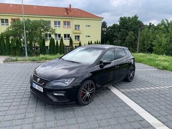 Seat Leon Cupra 300 - nájezd 55tis