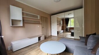 Pronájem bytu 2+kk 36m², Doubí, Karlovy Vary