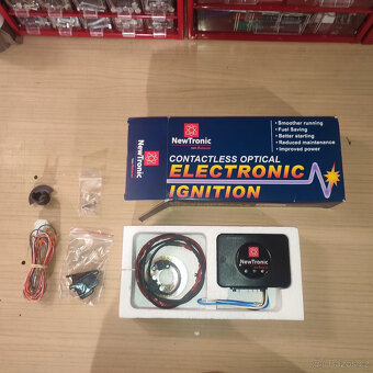 NOVÉ bezkontaktní zapalování NEWTRONIC (Anglie) na dvouválec