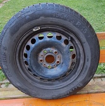 Zimni kola 195/65 r15 - 1