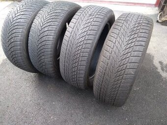 Prodám zimní gumy Firestone + Goodyear 205/55 R17 DOT 1723