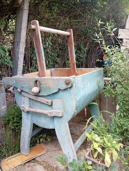 Stará ruční pračka