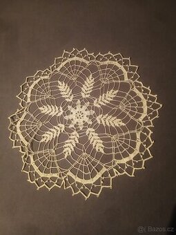 Ručně háčkované dečky