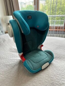 Autosedačka Britax Römer Kidfix 15-36 kg.