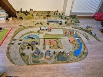 Prodám železnici HO plus vláčky,vagony