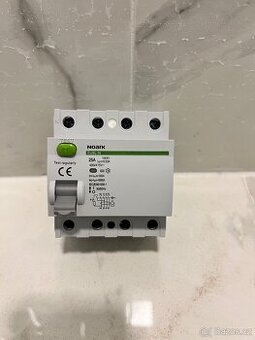 Proudový chránič NOARK 4-pól