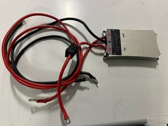 boster 50A, DC-DC konvertor Victron