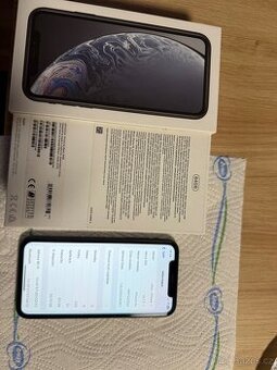 Prodám Apple IPhone XR , 64 gb, Černá