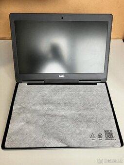 Dell Precision 7520 i7, 32GB, 1TB, Profi Nvidia 4GB a příslu