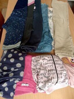 Balík oblečení holka 134